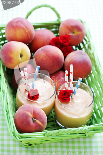 Image of peach smoothie 