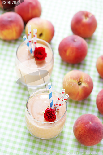 Image of peach smoothie 