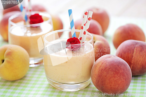 Image of peach smoothie 