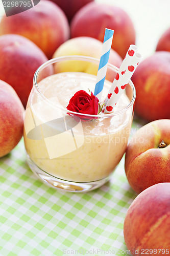 Image of peach smoothie 