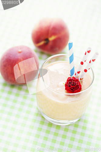 Image of peach smoothie 