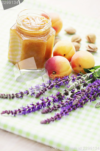 Image of apricot jam