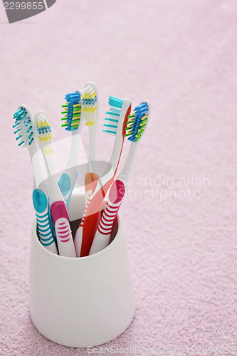 Image of toothbrushes