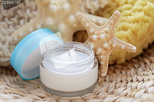 Image of facial cream