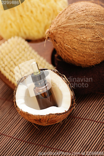 Image of coconut essential oil