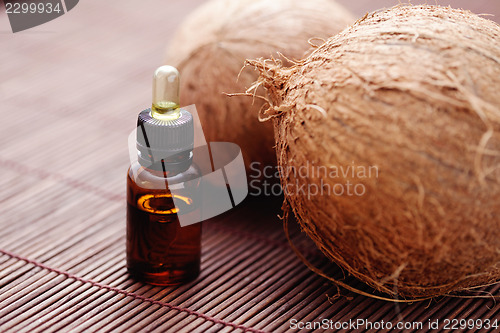 Image of coconut essential oil