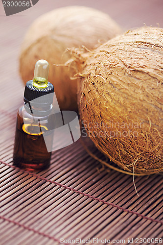 Image of coconut essential oil
