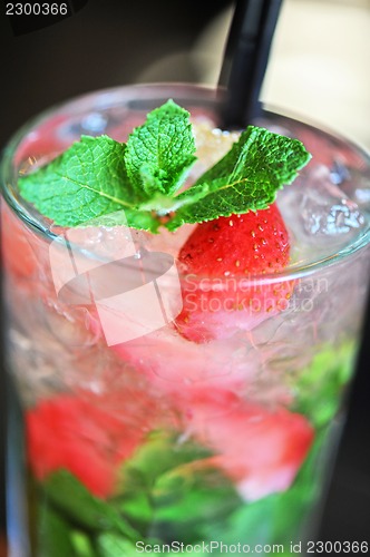 Image of Strawberry mohito cocktail