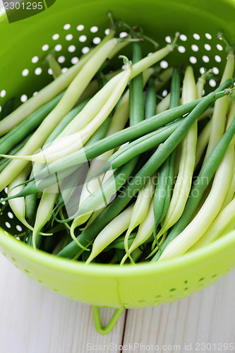 Image of green and yellow beans