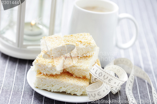Image of coconut cookie
