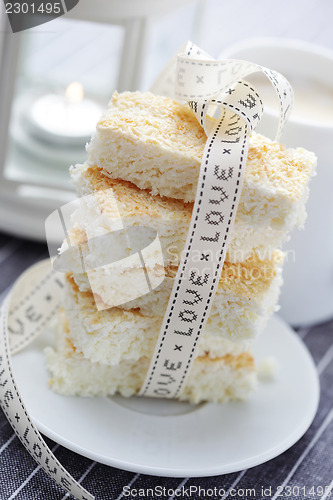 Image of coconut cookie