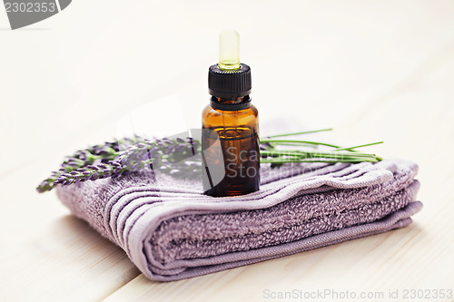 Image of lavender essential oil 