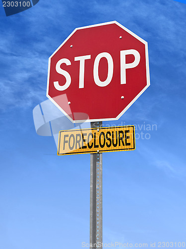 Image of conceptual stop sign with word foreclosure