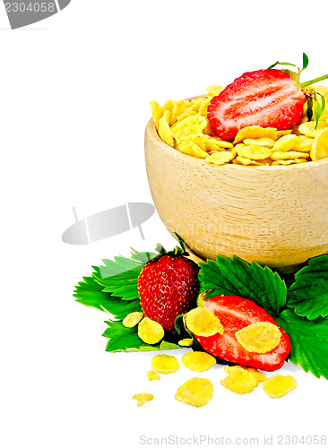 Image of Corn flakes in a wooden bowl with strawberries