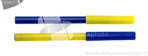 Image of felt tip pen blue yellow color different plug 