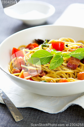 Image of Spaghetti with bacon and dried chilli