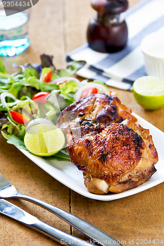 Image of Grilled chicken with salad 