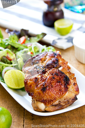 Image of Grilled chicken with salad 