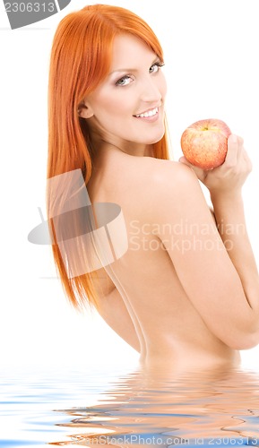 Image of red apple