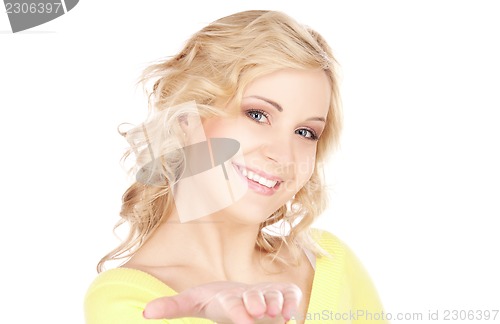Image of something on the palm