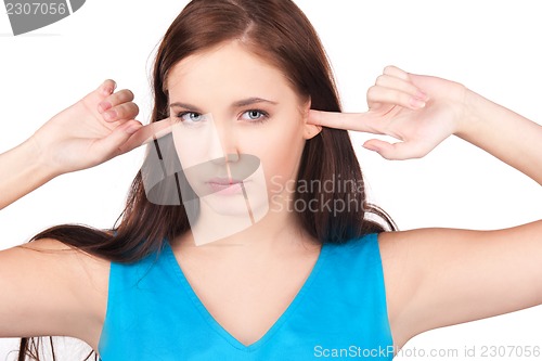 Image of unhappy teenage girl