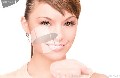 Image of something on the palm