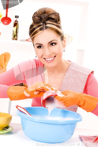 Image of housewife washing dish