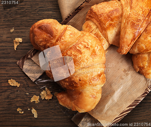 Image of freshly baked croissant