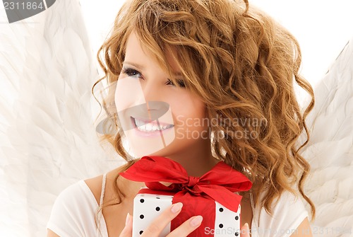 Image of angel with gift