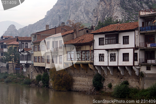 Image of Houses near river