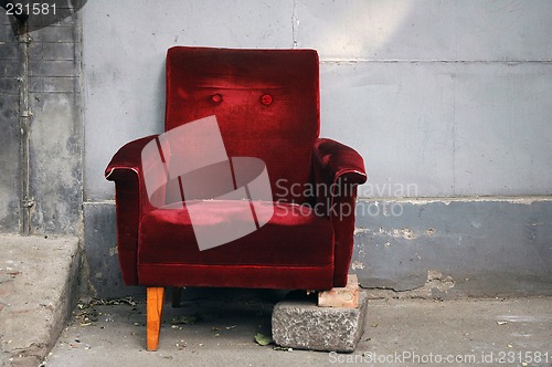 Image of Broken chair
