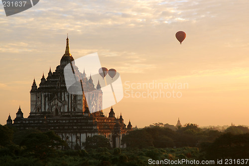 Image of Ballooning at sunrise