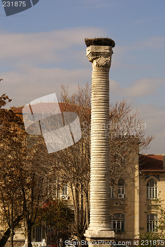 Image of Roman column in the centre of Ankara