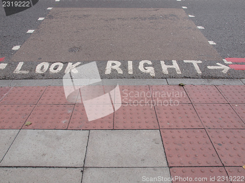 Image of Look Right sign