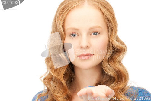 Image of something on the palm