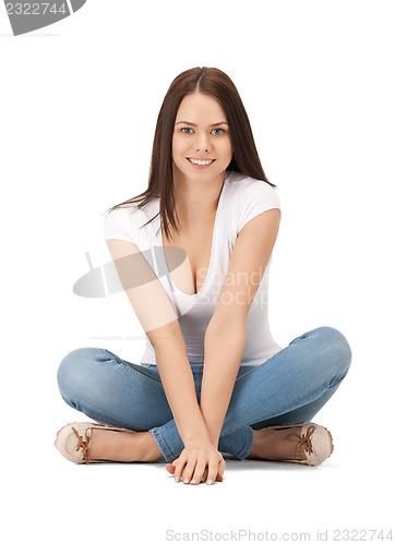Image of happy and carefree teenage girl