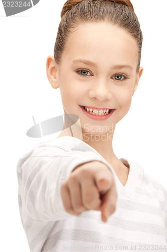 Image of teenage girl pointing her finger