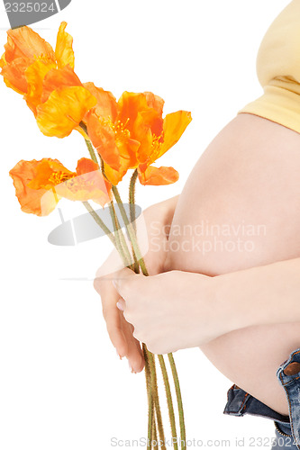 Image of pregnant woman belly