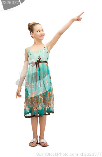 Image of teenage girl pointing her finger
