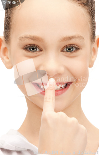 Image of beautiful teenage girl