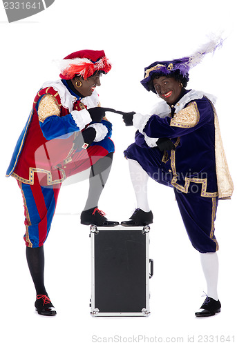 Image of Zwarte Piet and his co-worker