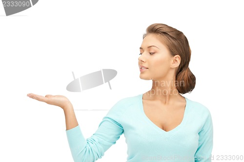 Image of something on the palm