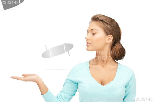 Image of something on the palm