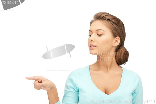 Image of businesswoman pointing her finger