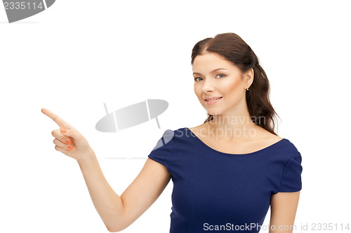 Image of businesswoman pointing her finger