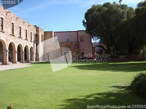 Image of Colonial Temple Yard