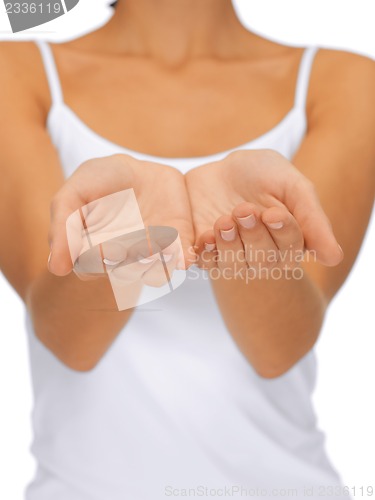 Image of something on the palms