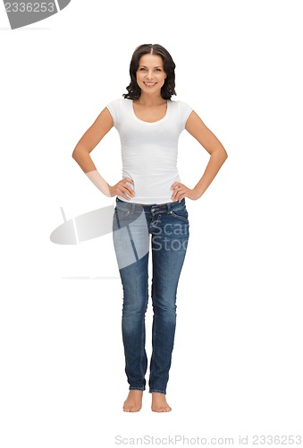 Image of woman in blank white t-shirt