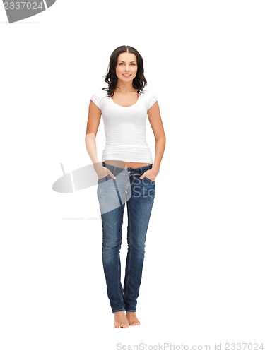 Image of woman in blank white t-shirt