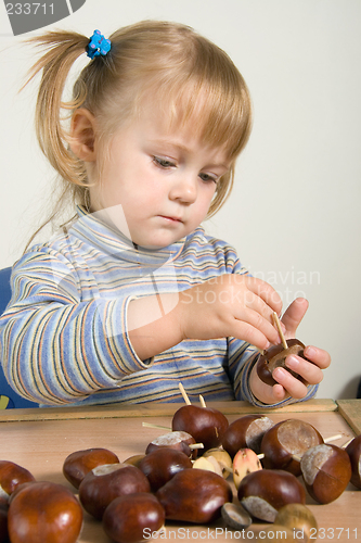 Image of child working